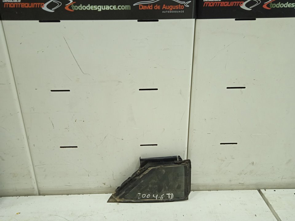 Luna custodia trasera derecha toyota  no identificado