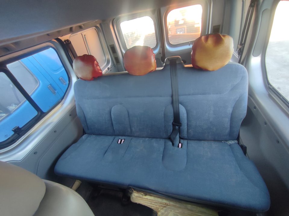 To estado renault trafic combi (ab 4.01) 6  plazas (l2h1) acristalado 