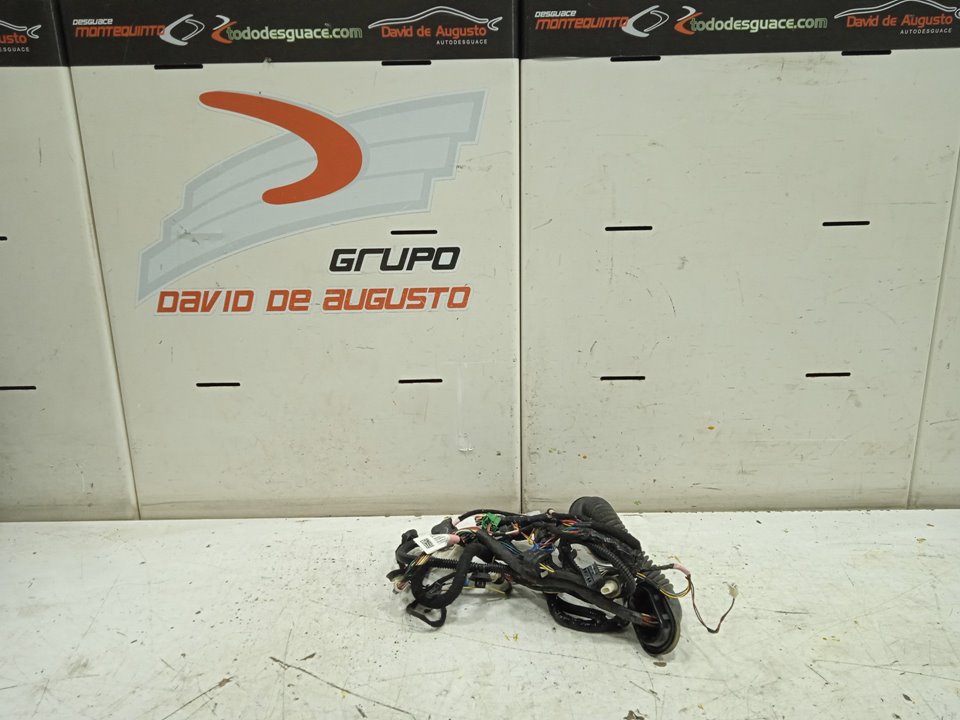 15600059                                     206796500b005   trasera izquierd   no identificado