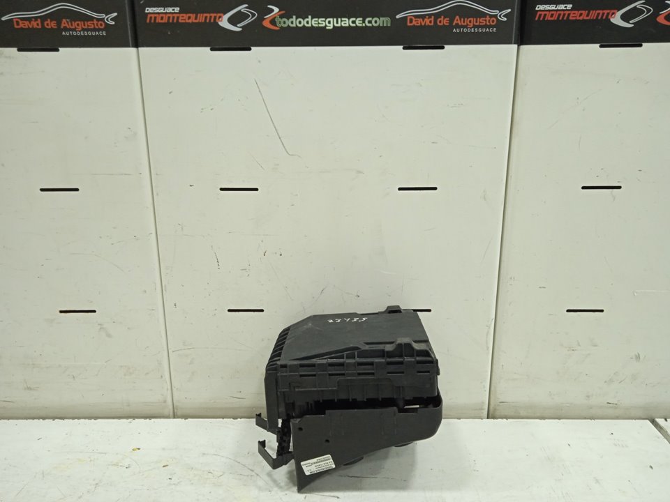 Caja reles / fusibles audi q3 (8ug) attraction