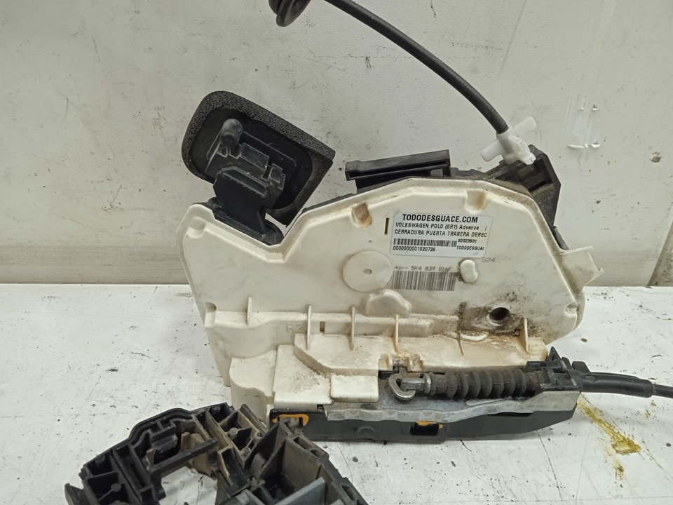 Cerradura puerta trasera derecha volkswagen polo (6r1) advance