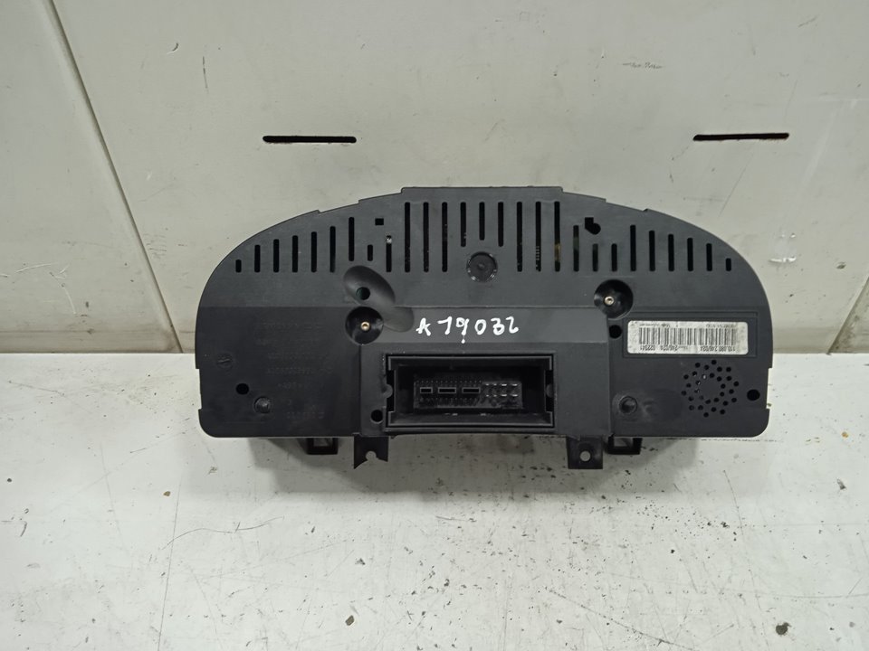 Cuadro instrumentos volkswagen golf v berlina (1k1) conceptline (e)