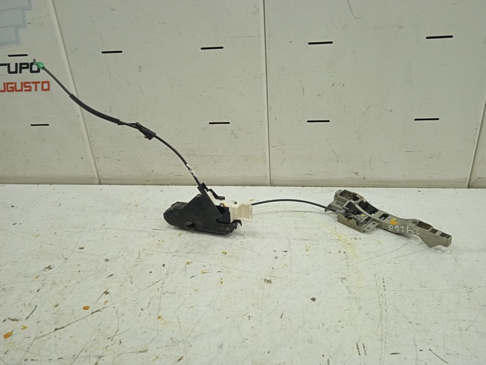 Cerradura puerta delantera izquierda citroen c4 berlina collection