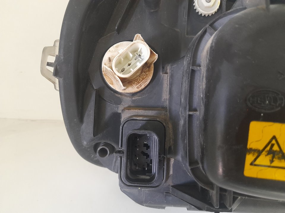 Faro izquierdo mercedes clase m (w163) 270 cdi (163.113)