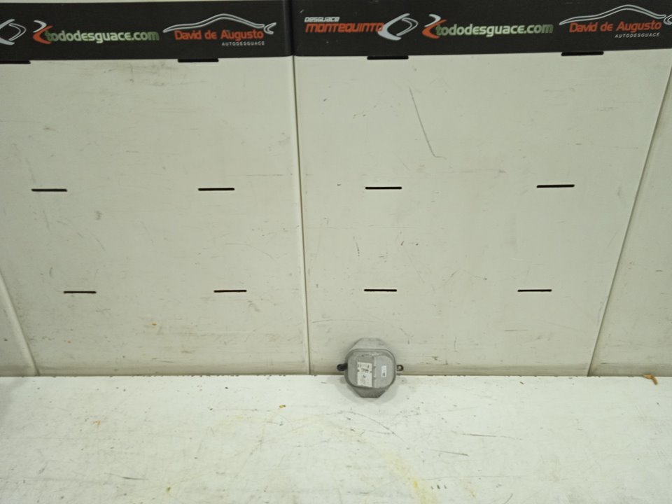 02.048 audi q3 (8ug) attraction