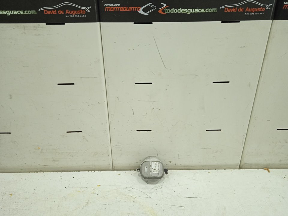 02.048 audi q3 (8ug) attraction