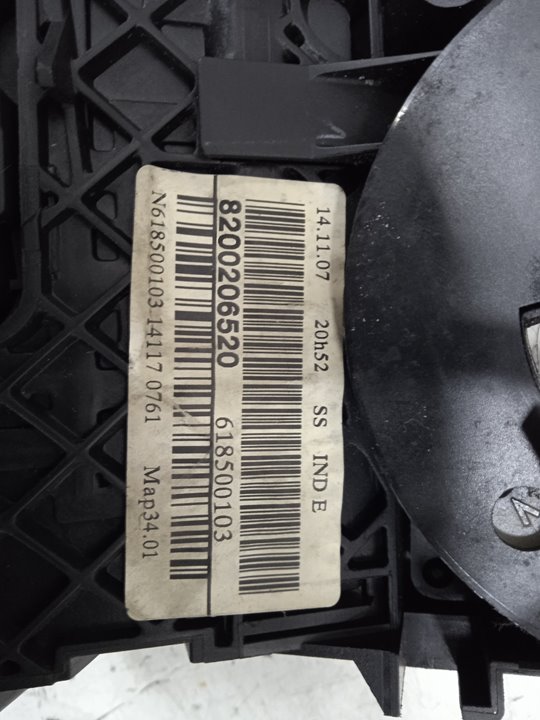 6520              618500103                      520m317n025 renault  no identificado