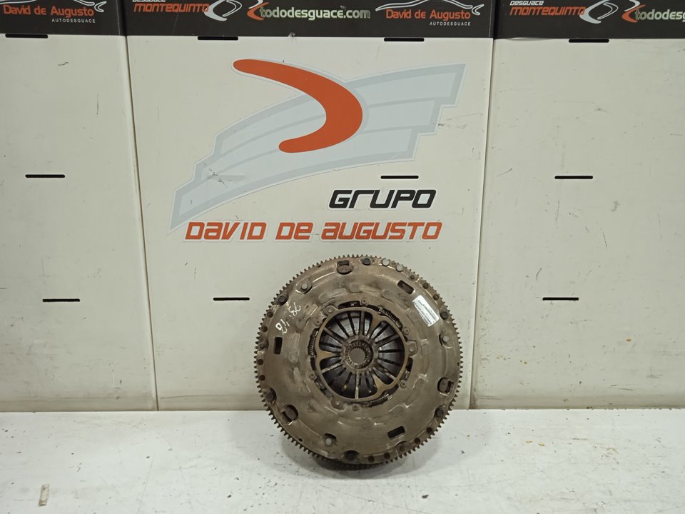 Kit embrague volkswagen passat berlina (3c2) advance