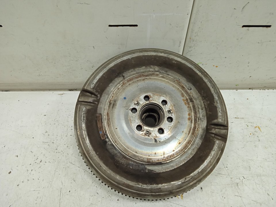 Kit embrague volkswagen passat berlina (3c2) advance