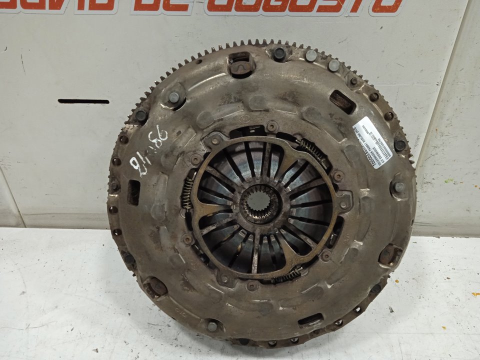 Kit embrague volkswagen passat berlina (3c2) advance