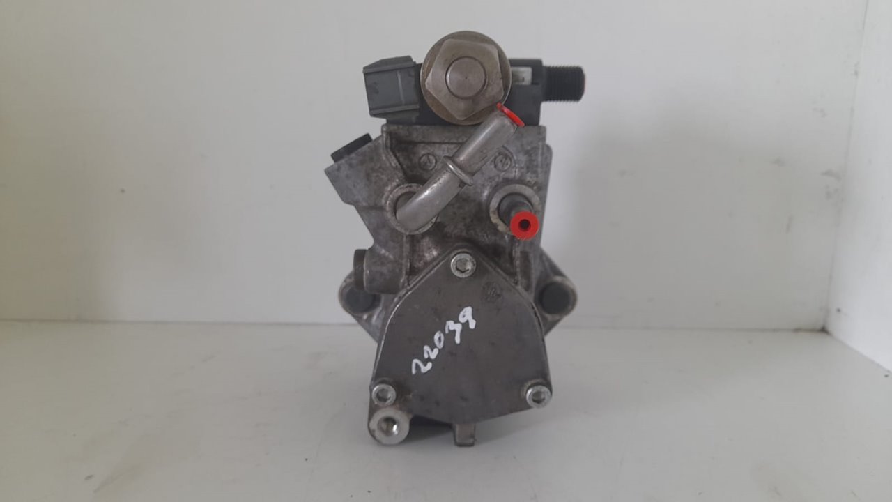 Bomba inyeccion volvo v40 cross country basis