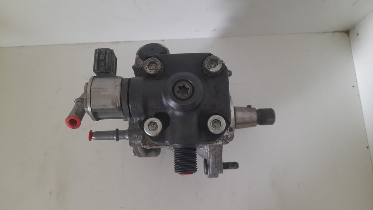 Bomba inyeccion volvo v40 cross country basis