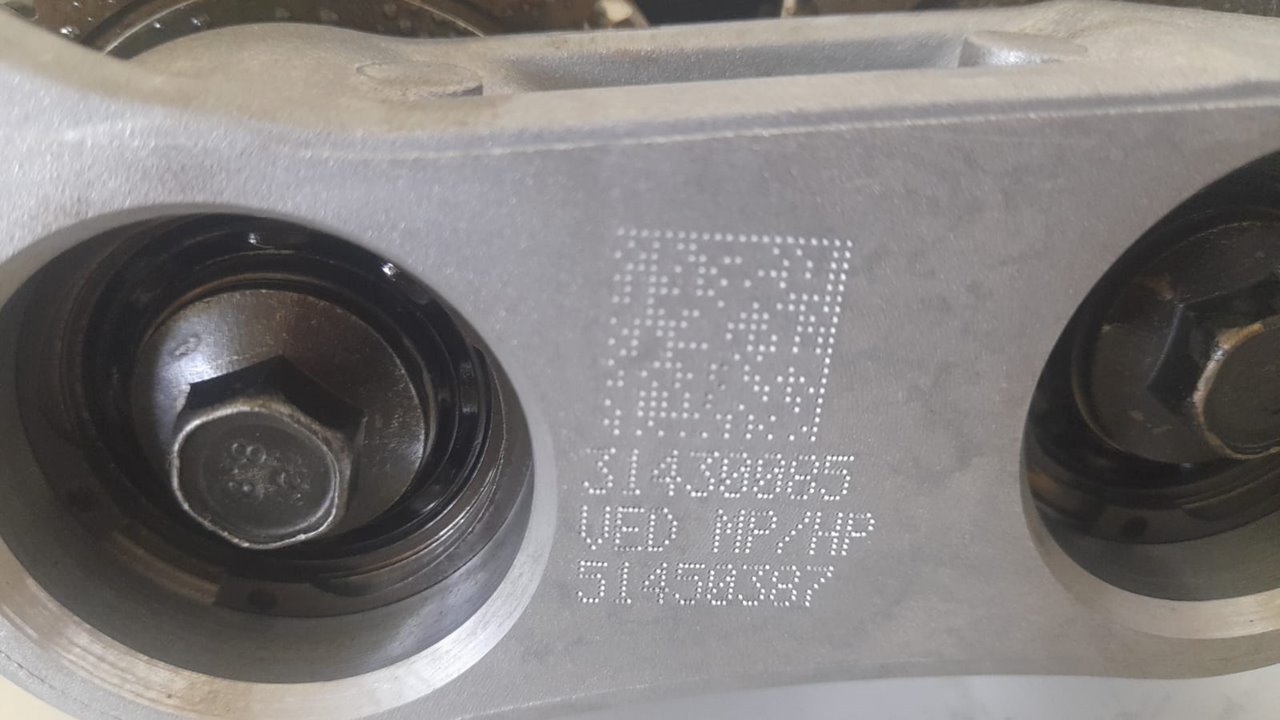 85 volvo v40 cross country basis