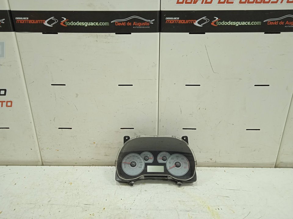 Cuadro instrumentos fiat grande punto (199) 1.3 multijet sport (01.2007)