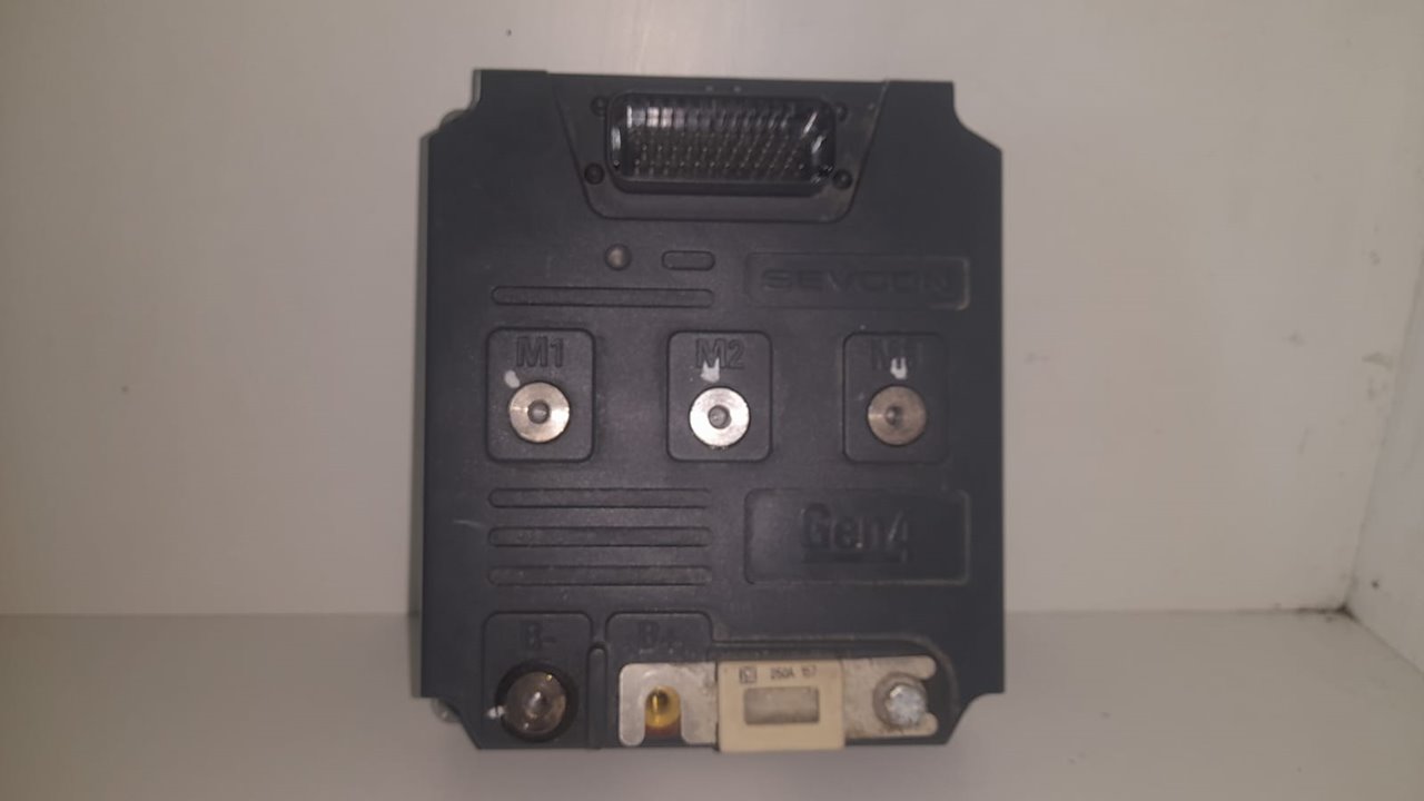 Centralita motor uce   no identificado