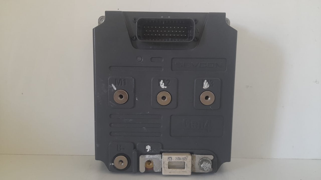 Centralita motor uce   no identificado