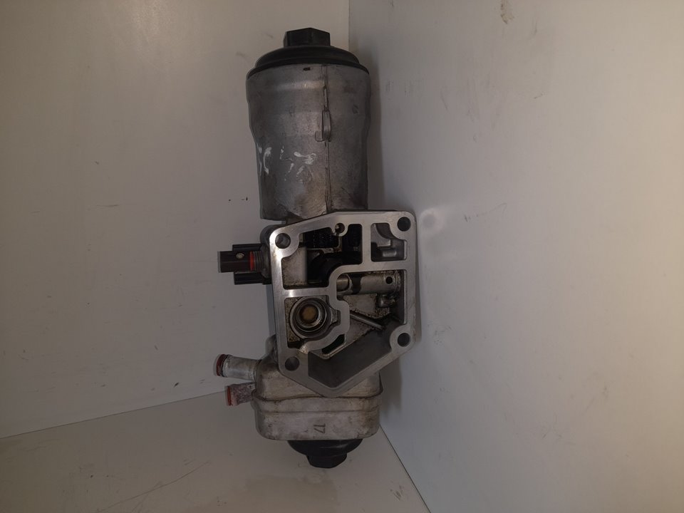 Soporte filtro aceite volkswagen golf v (1k1)(10.2003) highline