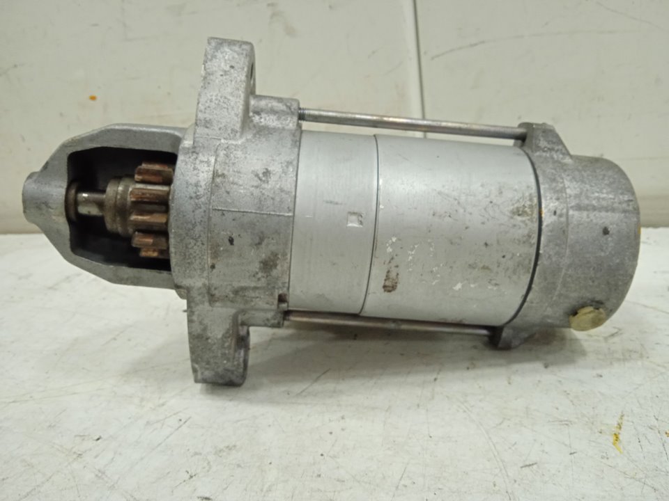 Motor arranque toyota auris (e18) active
