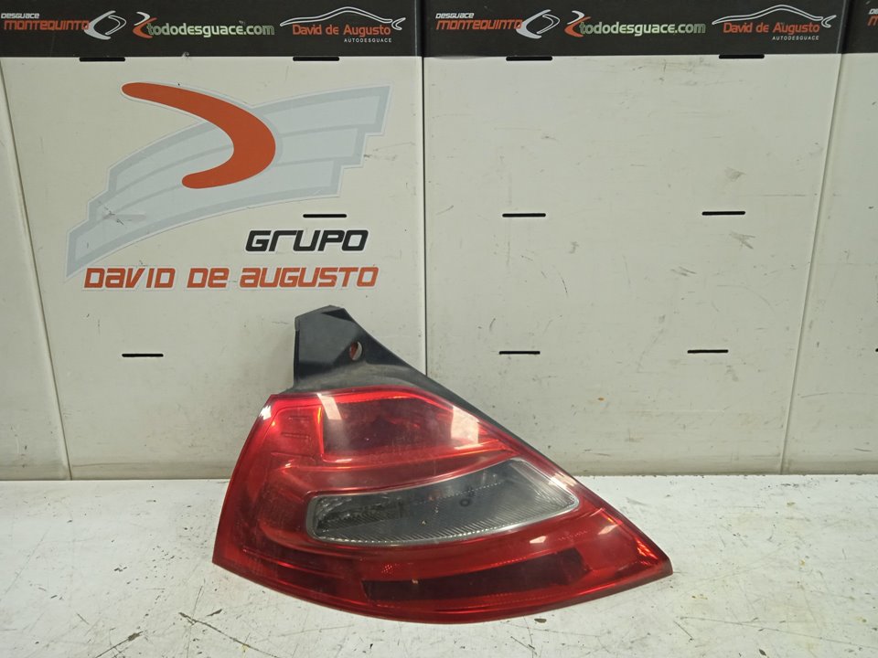 Piloto trasero izquierdo renault megane ii berlina 5p confort dynamique