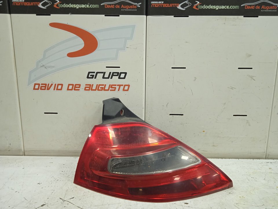 Piloto trasero izquierdo renault megane ii berlina 5p confort dynamique