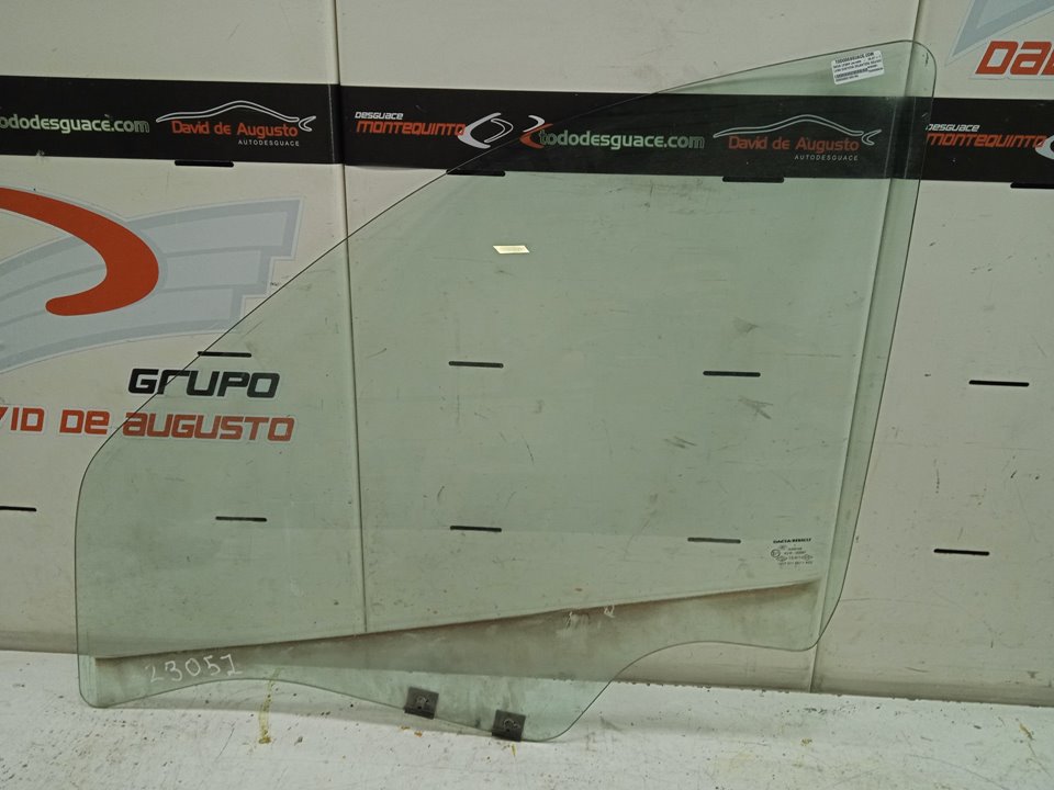 Luna custodia delantera izquierda dacia logan 1 laureate