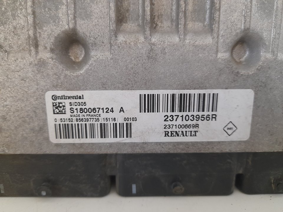 Centralita motor uce renault megane iii berlina 5p dynamique