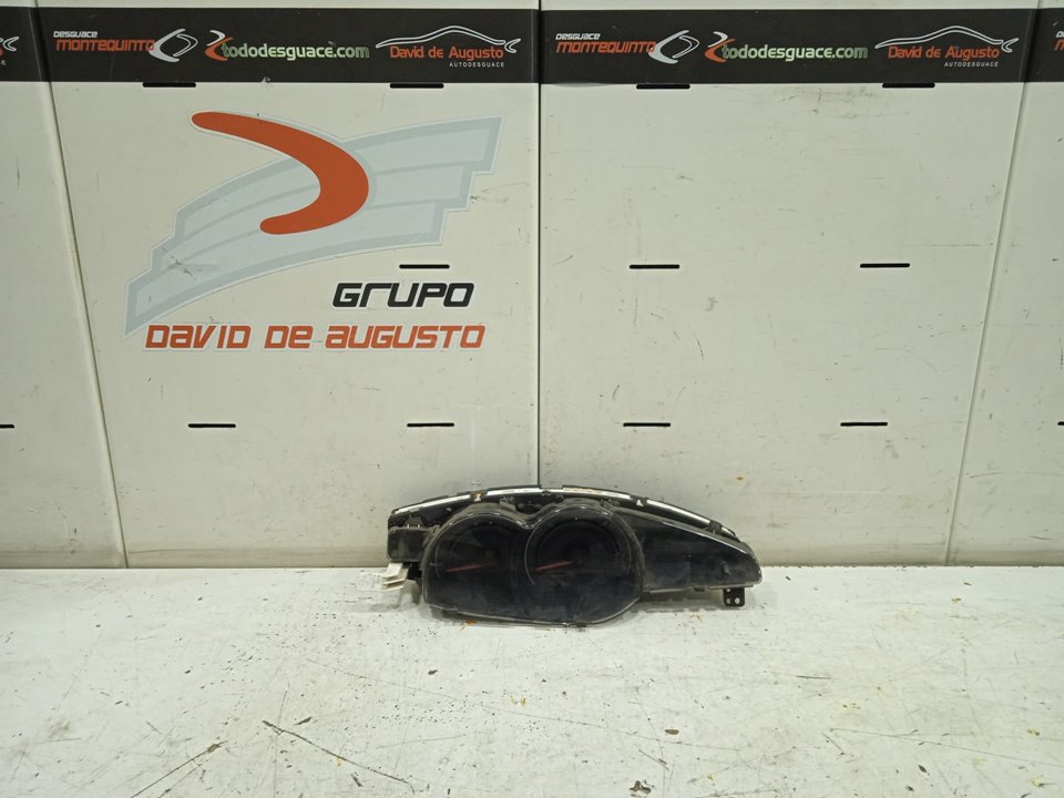 Cuadro instrumentos toyota verso (aur2zgr2) active