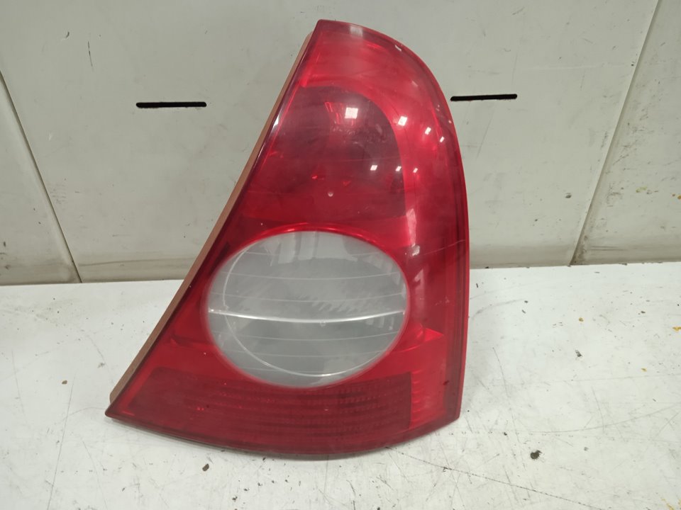 Piloto trasero derecho renault clio ii fase ii (bcb0) authentique