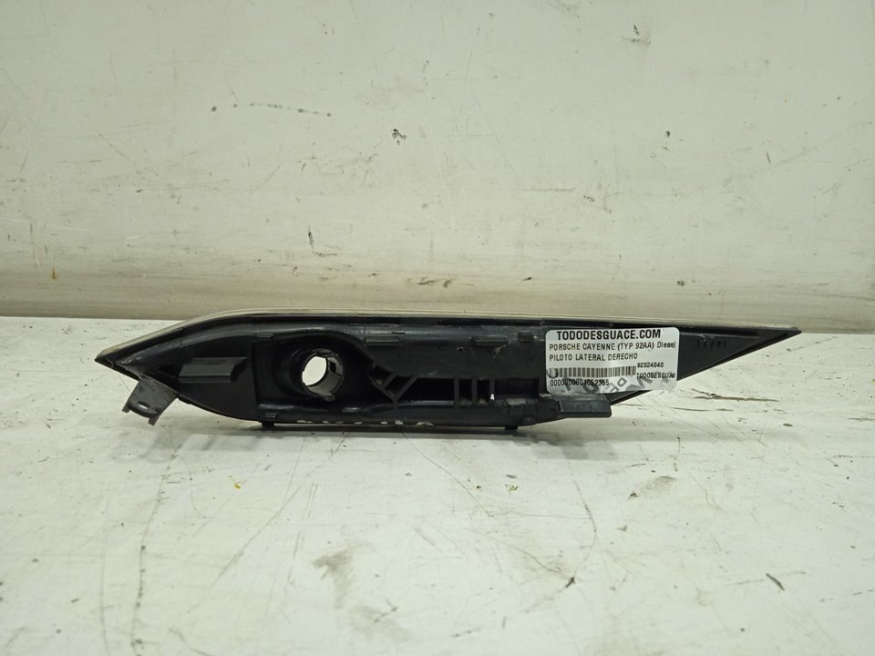 Piloto lateral derecho porsche cayenne (tipo 92a) diesel