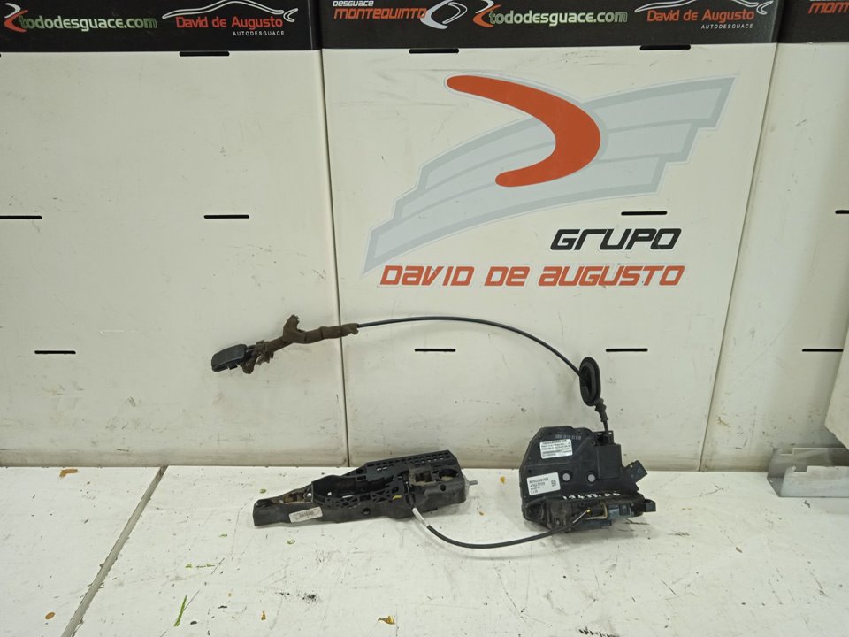 Cerradura puerta delantera derecha renault clio iv authentique