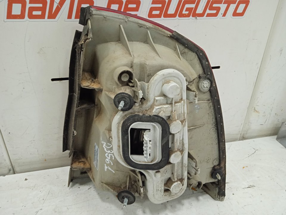 Piloto trasero izquierdo opel astra g berlina club