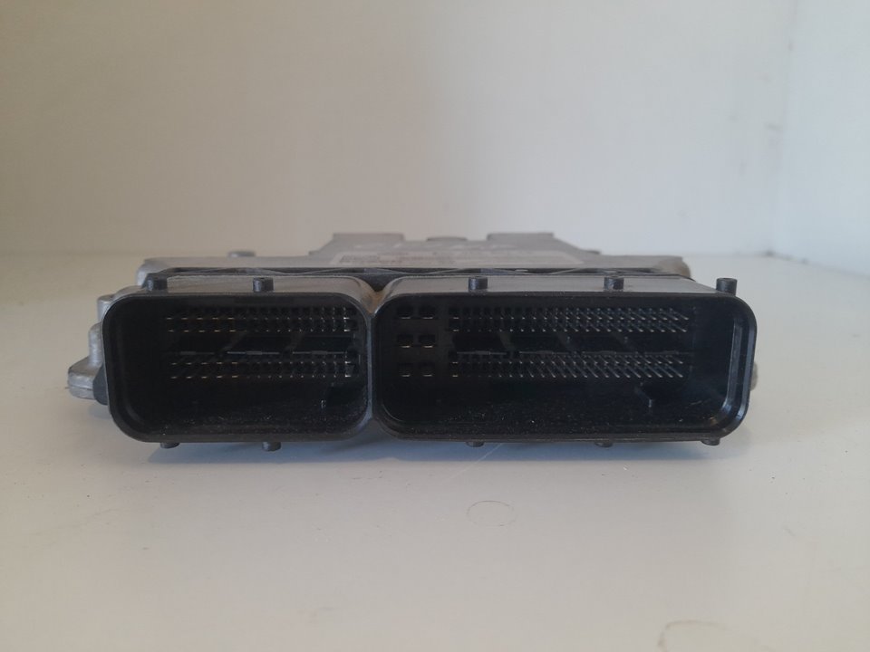 Centralita motor uce seat leon (1p1) reference