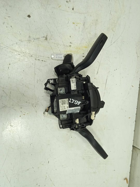  audi q3 (8ug) attraction