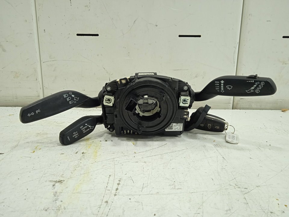  audi q3 (8ug) attraction