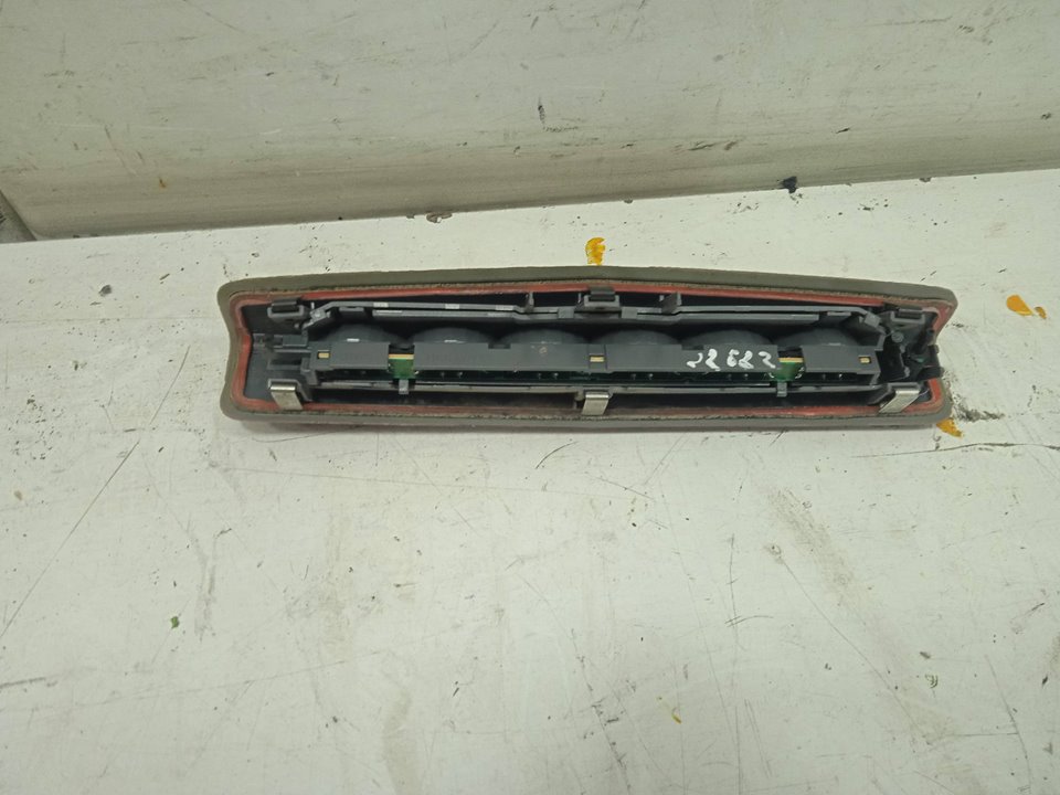 Piloto trasero central opel astra h gtc cosmo