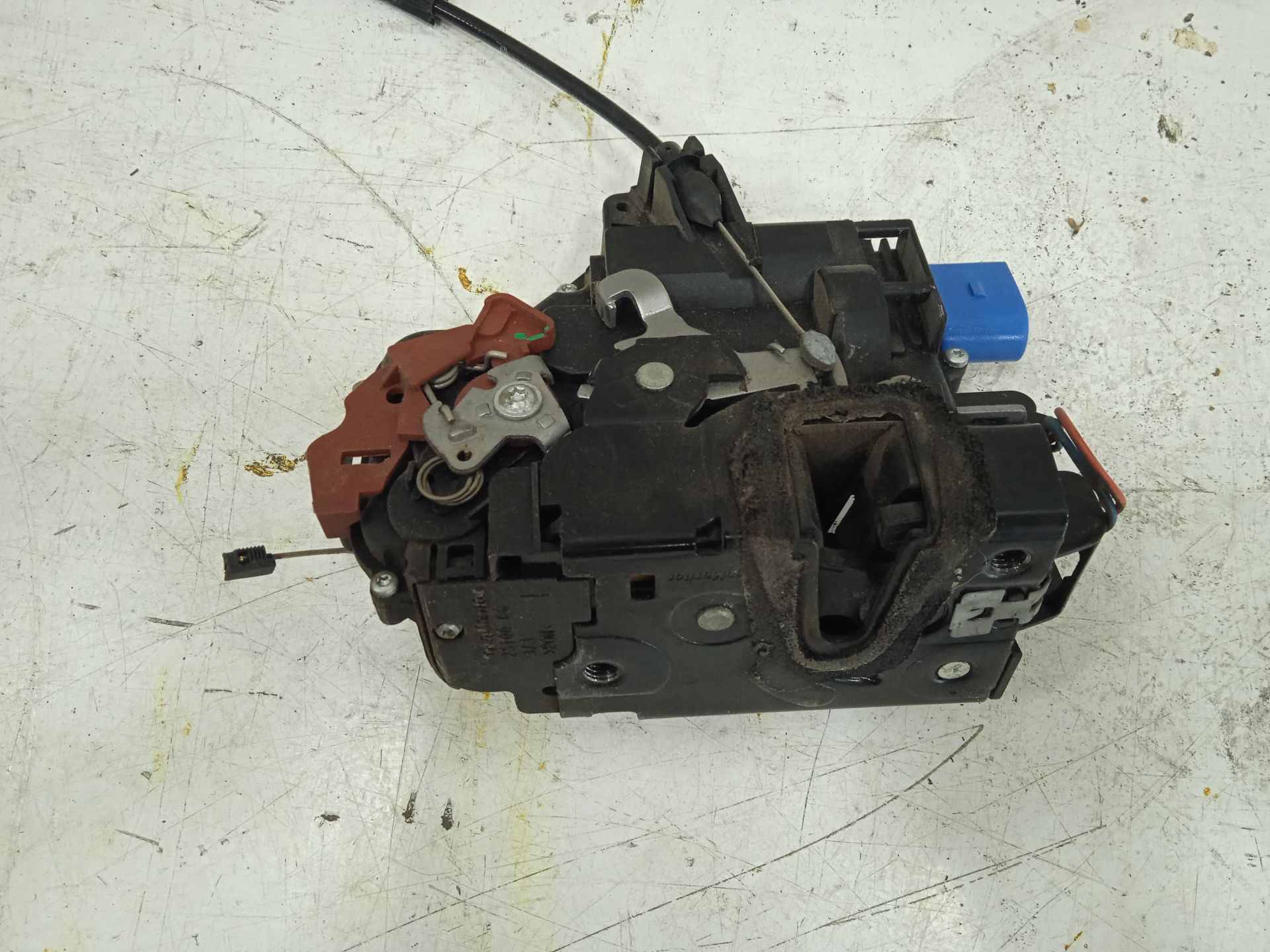 Cerradura puerta delantera izquierda skoda fabia combi (5j5) urban