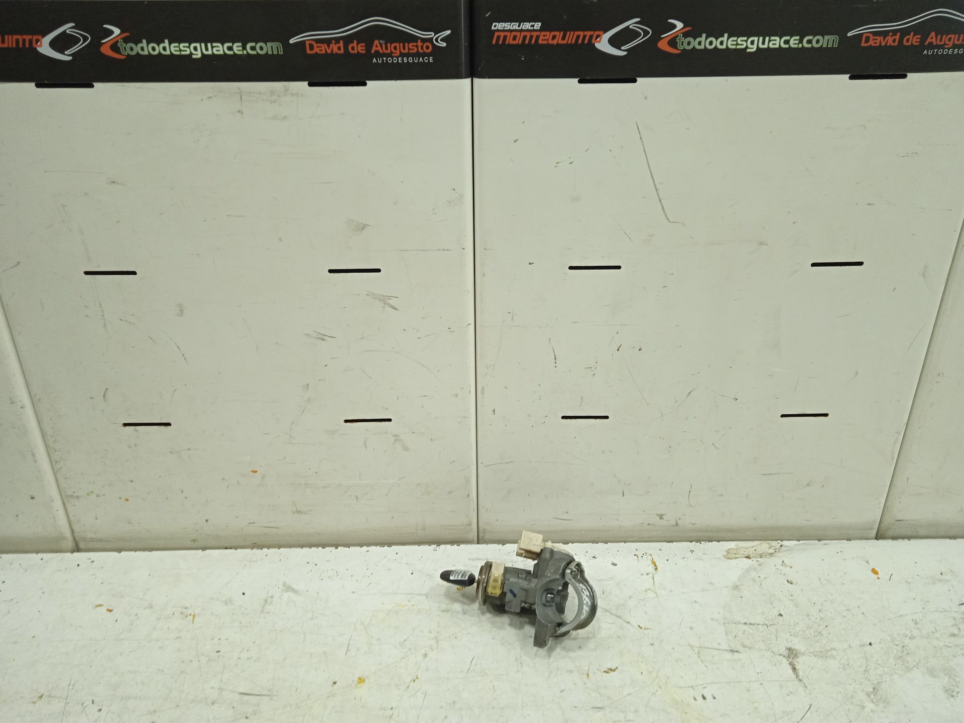 Antirrobo / llave contacto toyota verso (aur2zgr2) active