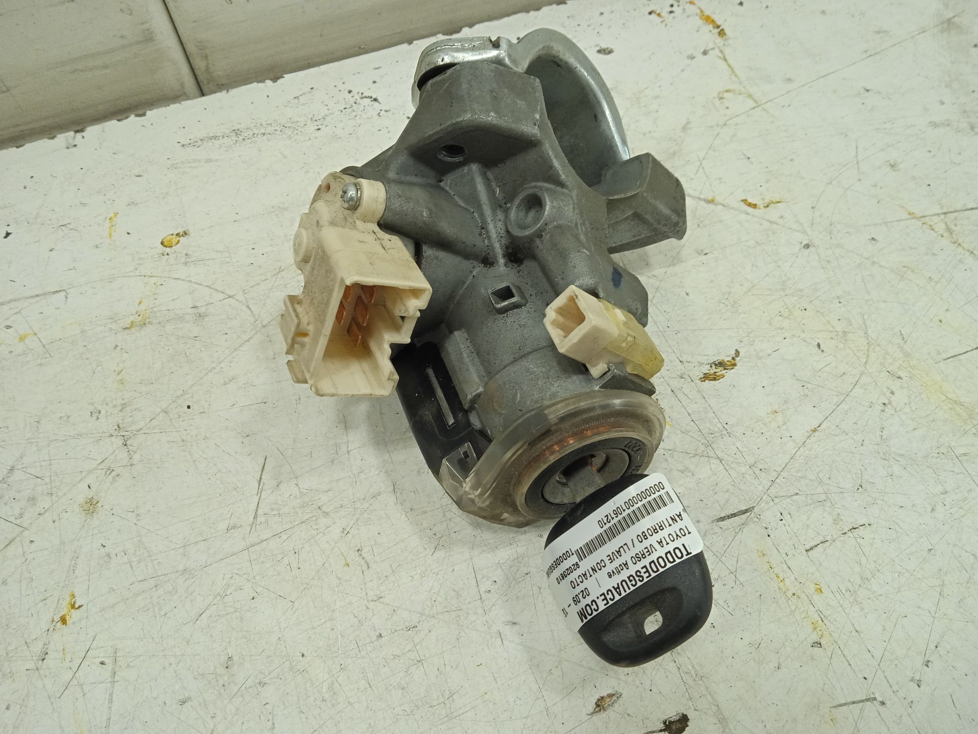 Antirrobo / llave contacto toyota verso (aur2zgr2) active