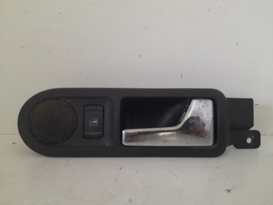 Maneta interior trasera derecha volkswagen golf iv berlina (1j1)(10.1997) advance