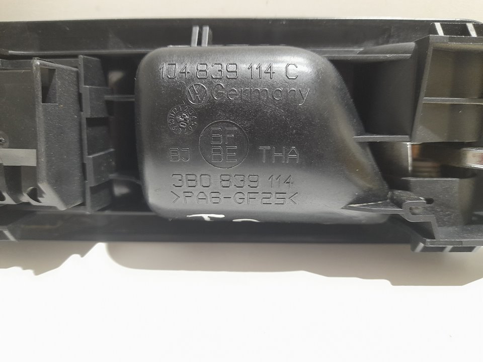 Maneta interior trasera derecha volkswagen golf iv berlina (1j1)(10.1997) advance