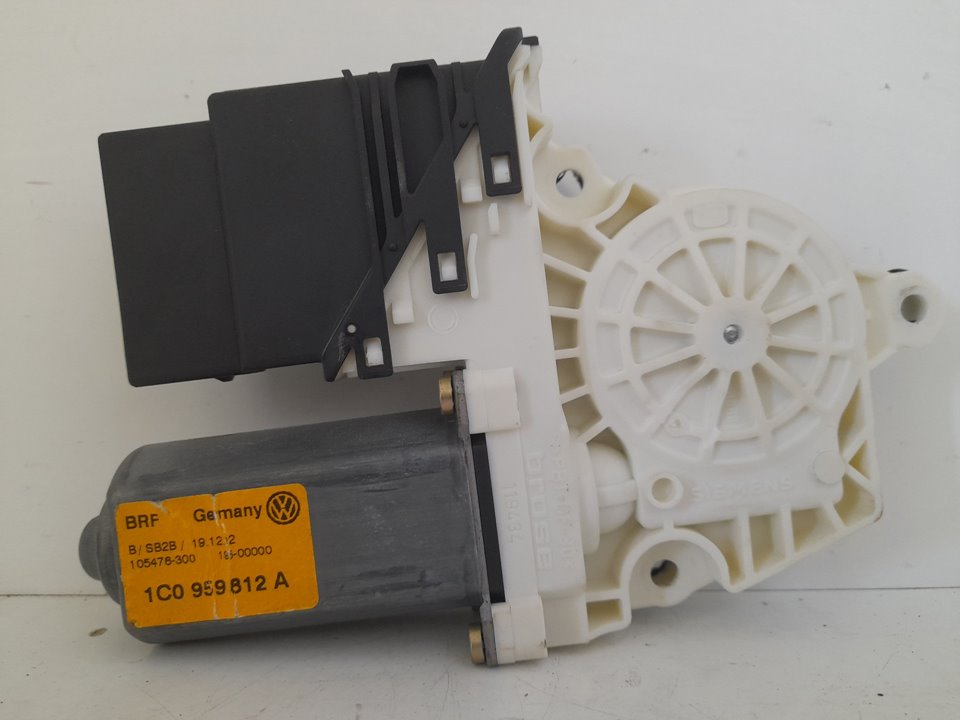 Motor elevalunas trasero derecho volkswagen golf iv berlina (1j1)(10.1997) advance