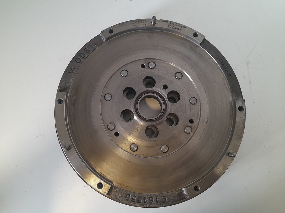 En muy buen estado recientemente montada opel insignia berlina cosmo