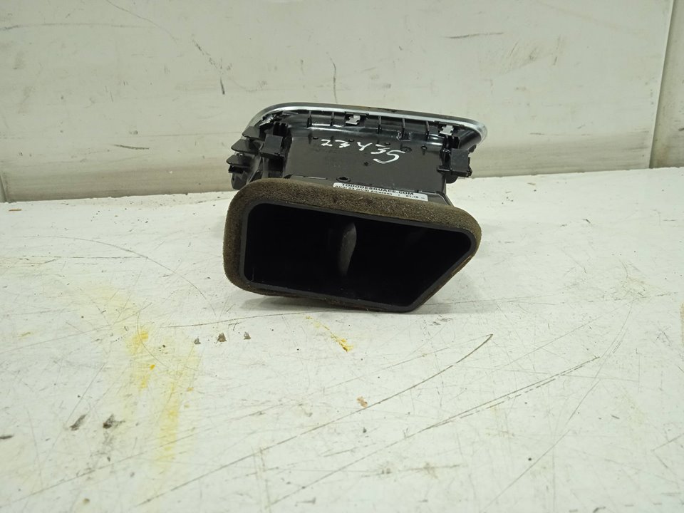 Aireador derecho audi q3 (8ug) attraction