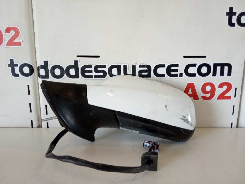  retrovisor izquierdo electrico   peugeot 407 sw st confort 2.0 16v hdi fap cat (rhr / dw10bted4)
