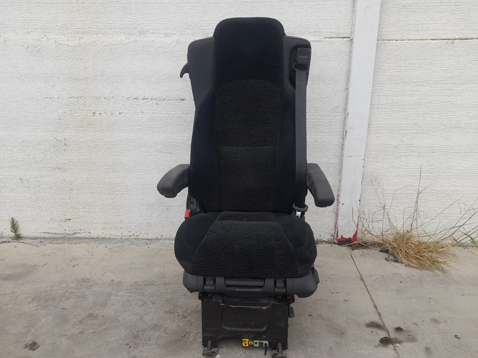 Asiento delantero izquierdo mercedes-benz actros 4 2-ejes bm 963 (2011) 18xx 4x2 szm l bigspace
