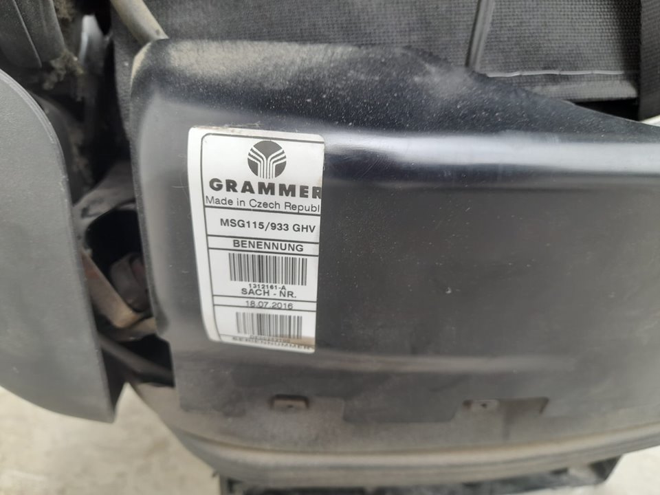 Asiento delantero izquierdo mercedes-benz actros 4 2-ejes bm 963 (2011) 18xx 4x2 szm l bigspace