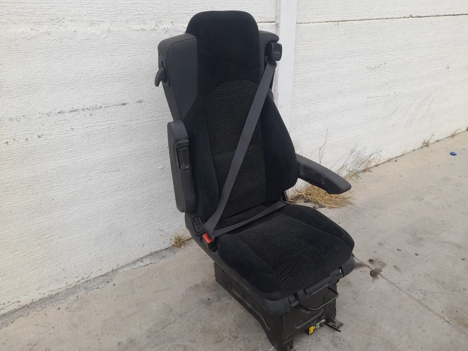 Asiento delantero izquierdo mercedes-benz actros 4 2-ejes bm 963 (2011) 18xx 4x2 szm l bigspace