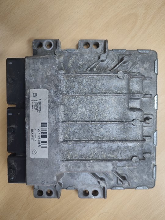 Centralita motor uce renault megane iii sport tourer intens