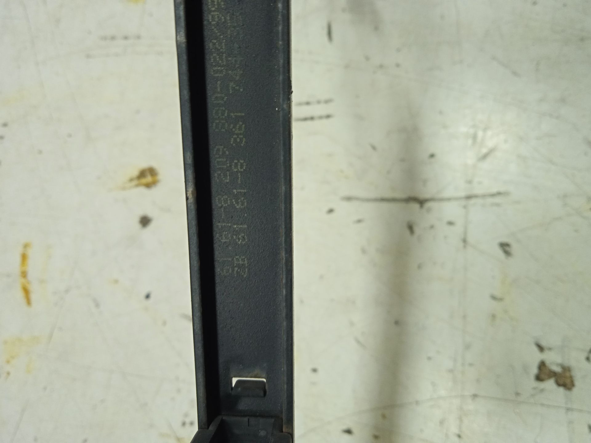 Brazo limpia delantero derecho bmw serie 5 berlina (e39) 530d