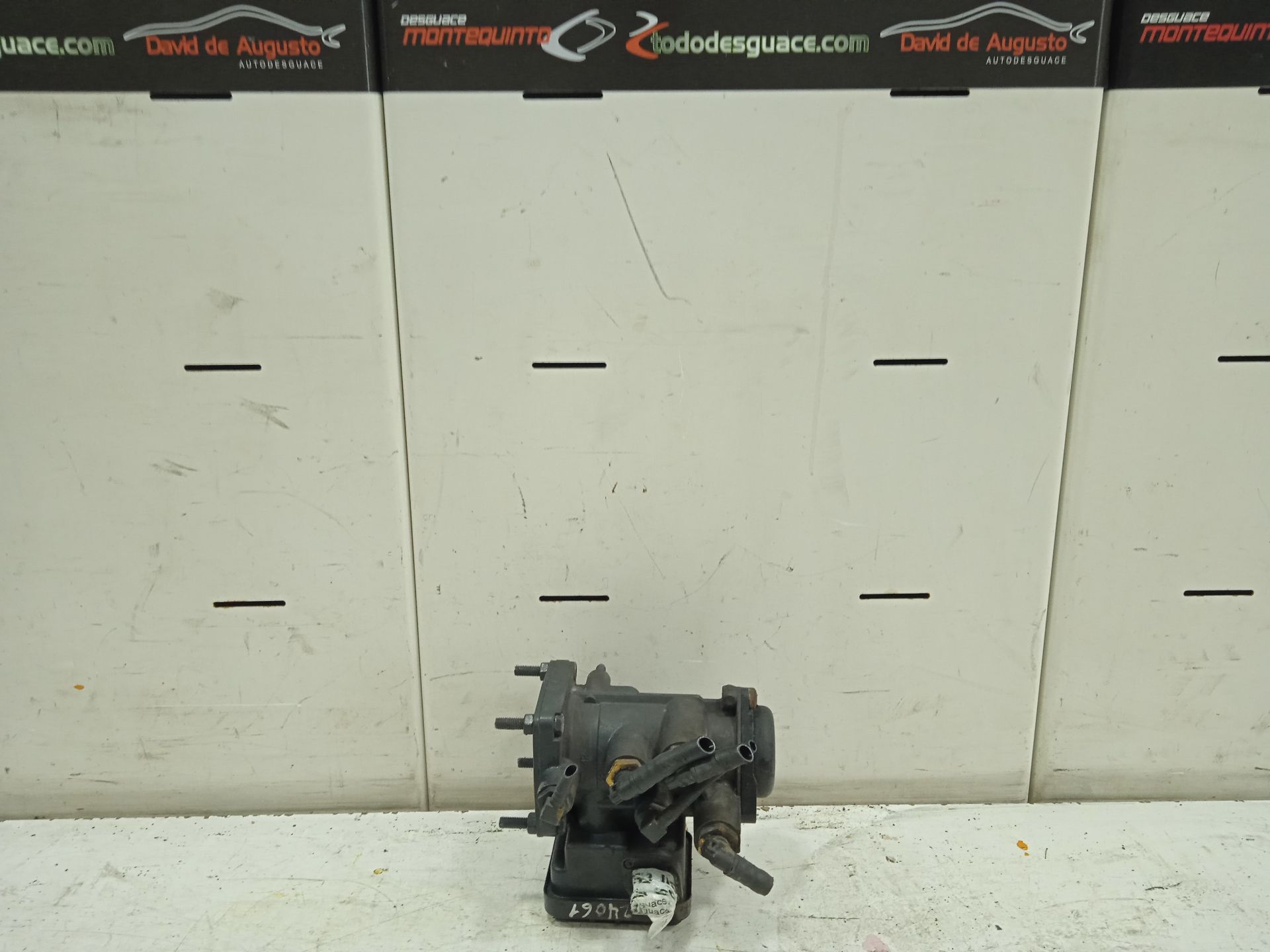 1161 mercedes-benz actros 4 2-ejes bm 963 (2011) 18xx 4x2 szm l bigspace